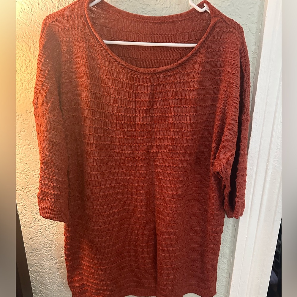Ladies, lightweight, long length sweater with three three-quarter sleeves